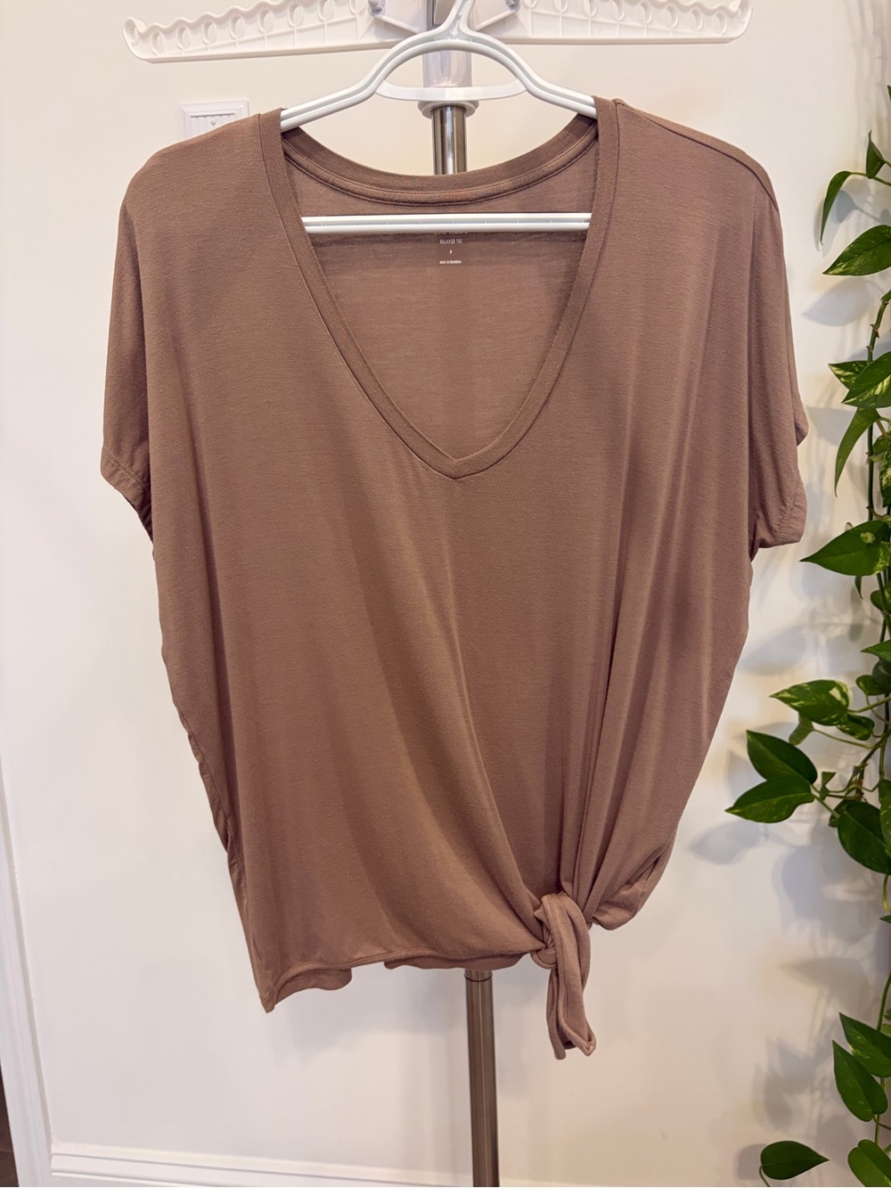 Express Taupe Short Sleeve V-Neck Knot Front Tee